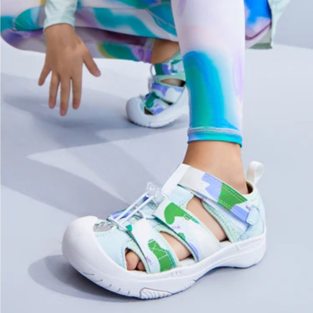 Happy NocNoc Hiking Free Summer Sandals